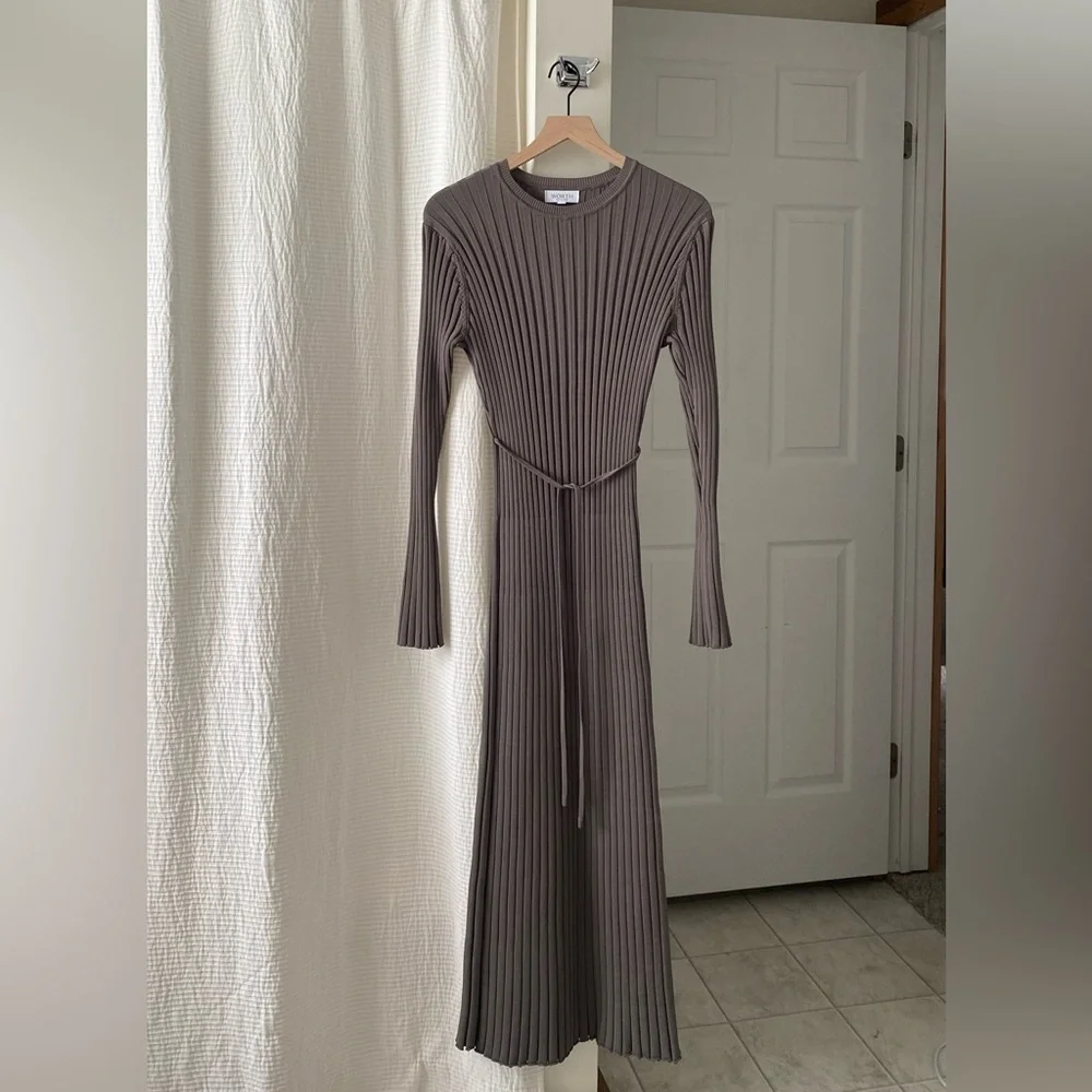 Ribbed Long Sleeve Maternity Maxi Dress - Taupe - Picture 5 of 8